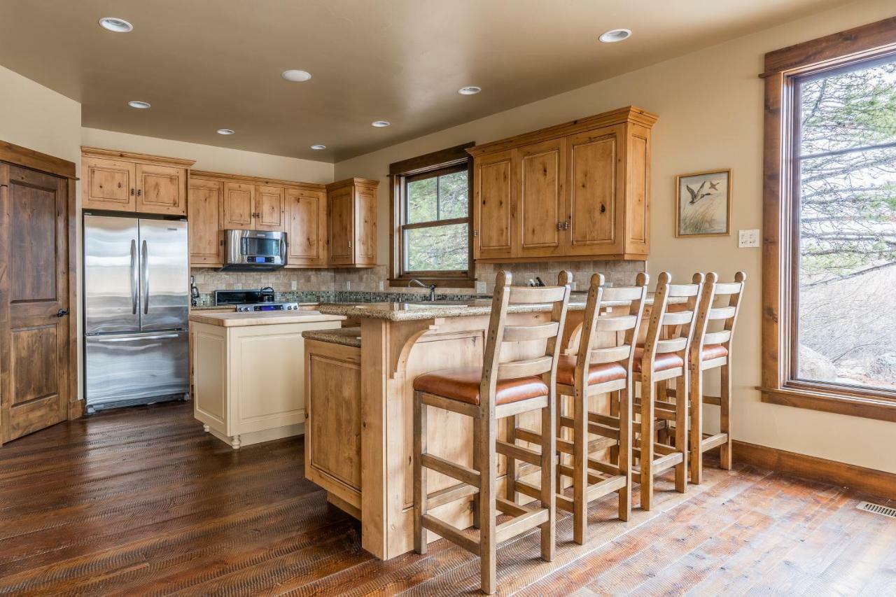 Rainbow Point Sabo Cabin West Yellowstone Εξωτερικό φωτογραφία