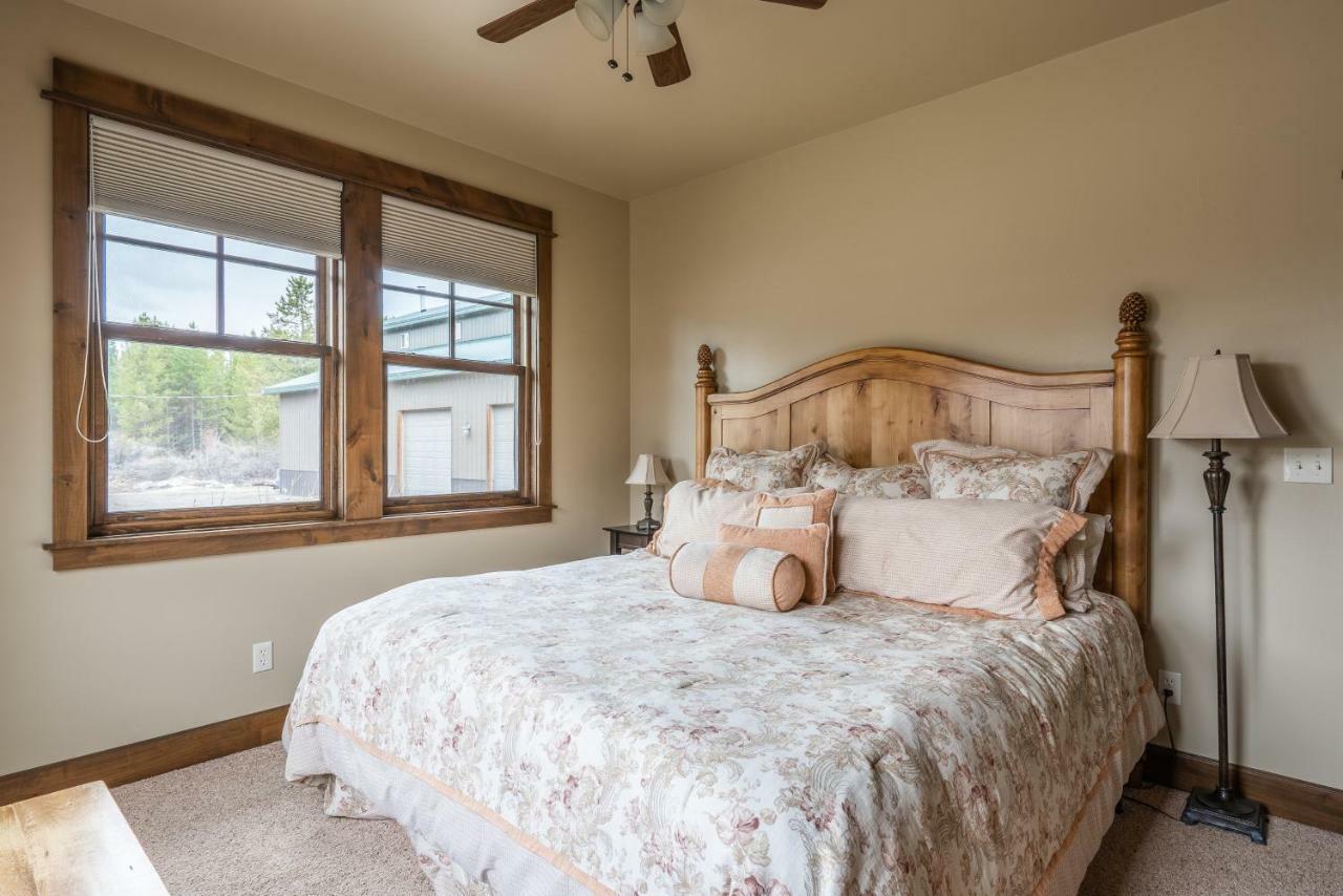Rainbow Point Sabo Cabin West Yellowstone Εξωτερικό φωτογραφία